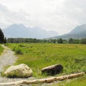 Glacier National Park : St. Mary (Red Eagle Lake Trailhead)