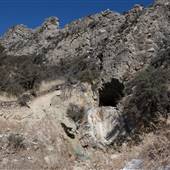 Cottonwood Canyon Cave