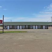 Traveler's Inn & Abandoned Lounge