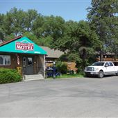 Broken Spur Motel