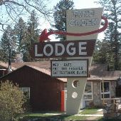 Pine Creek Lodge