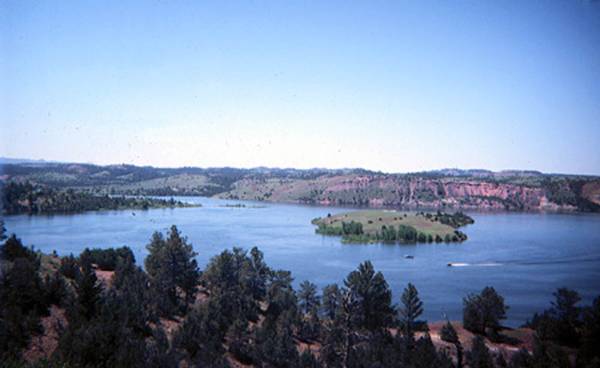 Tongue River (10/30/2007 - Credits: Tongue River State Park)