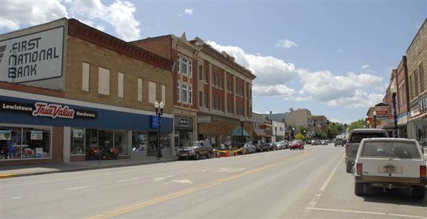 Lewistown (9/20/2009 - Credits: John Ansotegui)