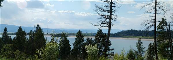 Flathead Lake (5/8/2006 - Credits: John Ansotegui)