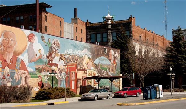 Helena - Women's Mural, Helena (4/22/2011 - Credits: Montana Office of Tourism and Business Development - Webdam)