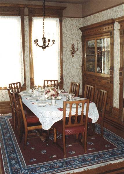 Coleman Mansion (5/2/2000 - Credits: Sten Iversen)