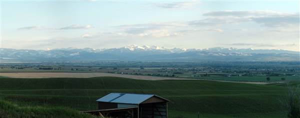 Gallatin Valley (3/10/2008 - Credits: John Ansotegui)