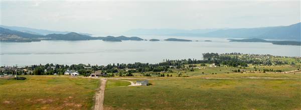 Flathead Lake (5/8/2006 - Credits: John Ansotegui)
