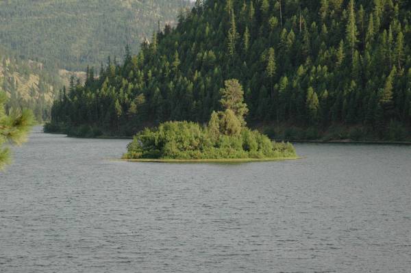 Salmon Lake (6/1/2004 - Credits: Bill Kuney)