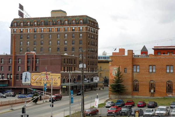Uptown Butte (4/27/2009 - Credits: John Ansotegui)