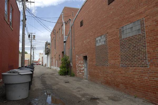 Havre Alleys (7/8/2009 - Credits: John Ansotegui)