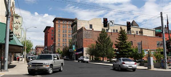 Uptown Butte (7/1/2010 - Credits: John Ansotegui)