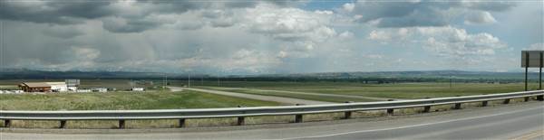 Interstate 90 - Bozeman (7/10/2007 - Credits: John Ansotegui)