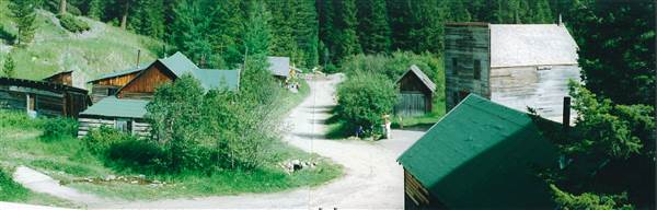 Garnet (archival) (9/5/2003)