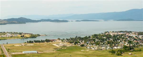 Flathead Lake (5/8/2006 - Credits: John Ansotegui)