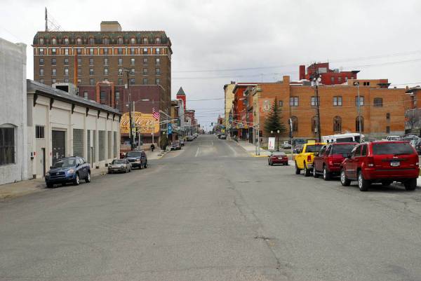 Uptown Butte (4/27/2009 - Credits: John Ansotegui)