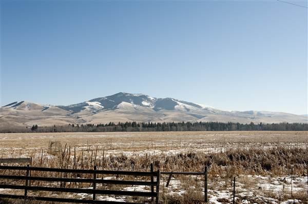 Bitterroot Mountains - Typical view in the valley, looking east (2/4/2012 - Credits: Donnie Sexton)