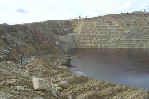 Berkely Pit (12/13/2007)