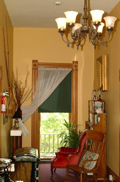 Sander's Mansion (5/23/2008 - Credits: John Ansotegui)