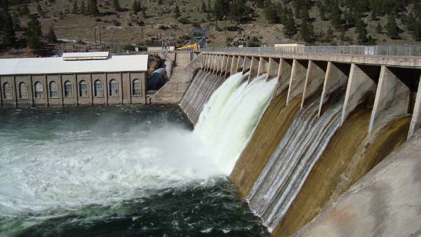 Hauser Dam (6/15/2008 - Credits: Steve Goodrich)