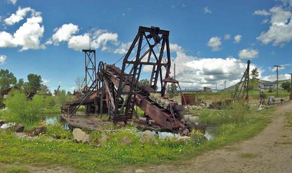 Nevada City: Gold Dredge (7/28/2008 - Credits: Bill Kuney)