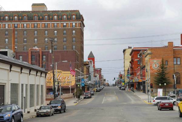 Uptown Butte (4/27/2009 - Credits: John Ansotegui)