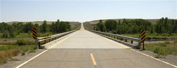 Highway 223- Fort Benton (8/10/2009 - Credits: John Ansotegui)
