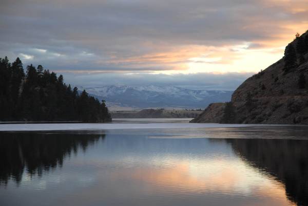 Hauser Dam (2/26/2008 - Credits: Bill Kuney)