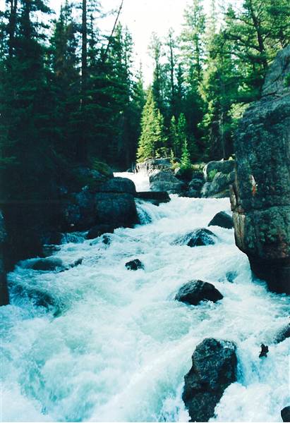 Beartooth Falls (5/19/1992 - Credits: Bill Kuney)