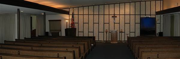 Dahl Funeral Home (5/24/2007 - Credits: John Ansotegui)