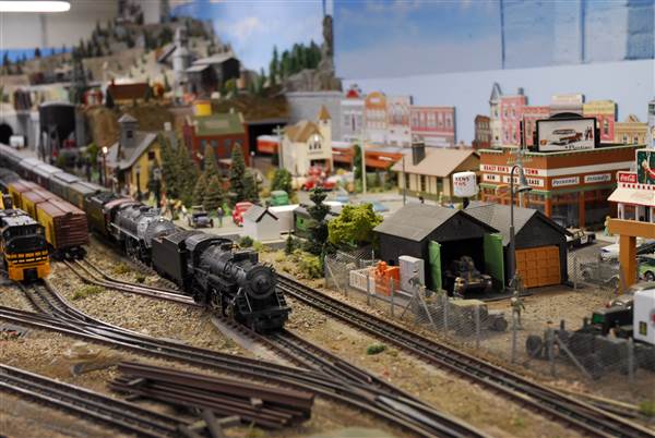 Livingston Depot Model Train (1/14/2009 - Credits: John Ansotegui)