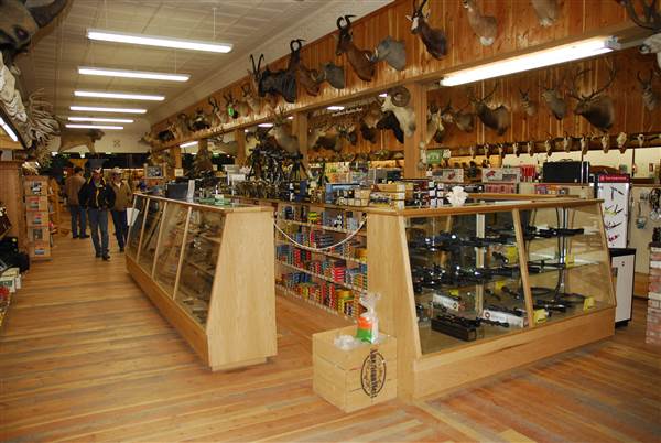 Powder Horn Outfitters (1/14/2009 - Credits: John Ansotegui)