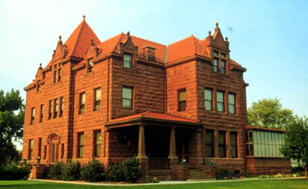 Moss Mansion - Photo taken from www.visitmt.com (10/30/2007 - Credits: Moss Mansion Museum)