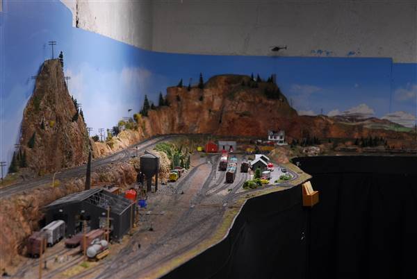 Livingston Depot Model Train (1/14/2009 - Credits: John Ansotegui)