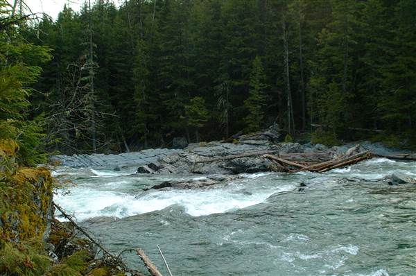 Glacier National Park: McDonald Creek (5/8/2006 - Credits: John Ansotegui)