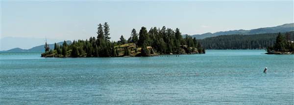 Flathead Lake (5/8/2006 - Credits: John Ansotegui)