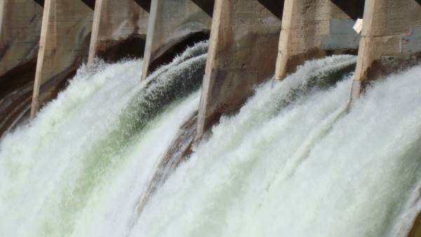 Hauser Dam (6/15/2008 - Credits: Steve Goodrich)