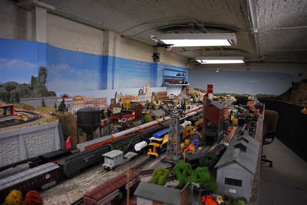 Livingston Depot Model Train (1/14/2009 - Credits: John Ansotegui)