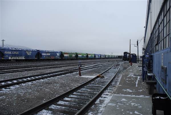 Montana Rail Link: Livingston Rail Yard (1/14/2009 - Credits: John Ansotegui)