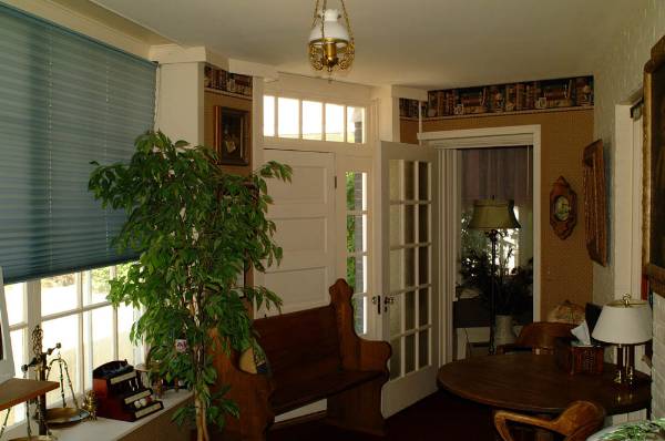 Barrister Apartments (5/7/2008 - Credits: John Ansotegui)