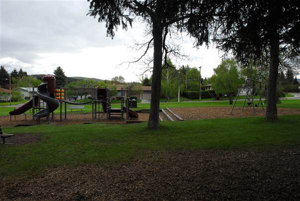 Lindley Park & Cemetery (5/28/2008 - Credits: John Ansotegui)