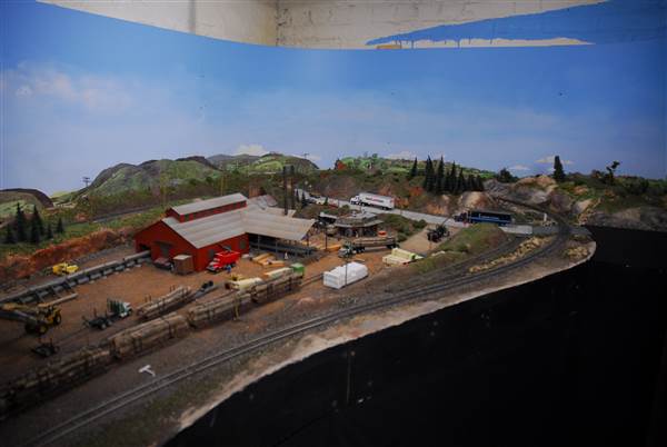 Livingston Depot Model Train (1/14/2009 - Credits: John Ansotegui)