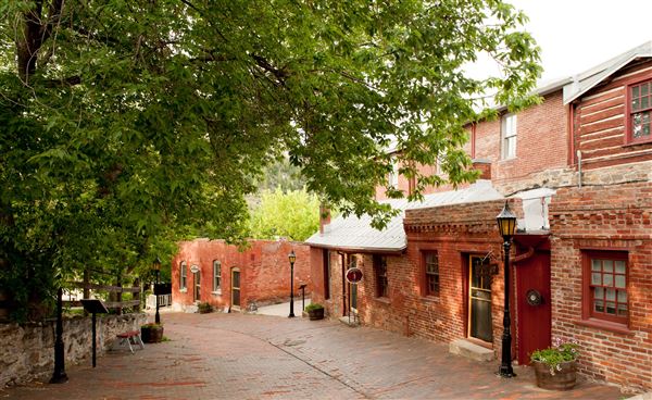 Helena - Reeder's Alley, Helena (7/30/2014 - Credits: Montana Office of Tourism and Business Development - Webdam)